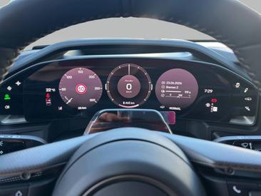 Porsche Cayenne E4 Turbo Electric — photo 15