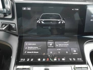Porsche Cayenne E4 Turbo Electric — photo 9