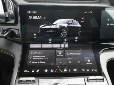 Porsche Cayenne E4 Turbo Electric — photo 10