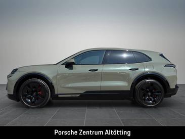 Porsche Cayenne E4 Turbo Electric — photo 2