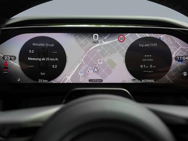 Porsche Cayenne E4 Turbo Electric — photo 12