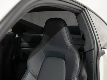 Porsche 992 II Carrera GTS — photo 35