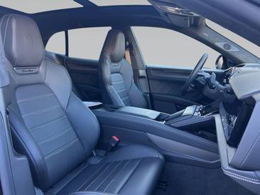 Porsche Cayenne E4 Turbo Electric — photo 25