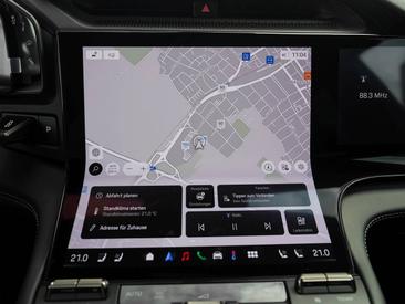 Porsche Cayenne E4 Turbo Electric — photo 17