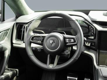 Porsche Cayenne E4 Turbo Electric — photo 18