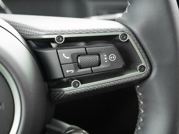 Porsche Cayenne E4 Turbo Electric — photo 27