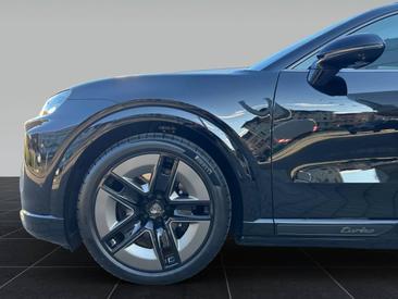 Porsche Cayenne E4 Turbo Electric — photo 36