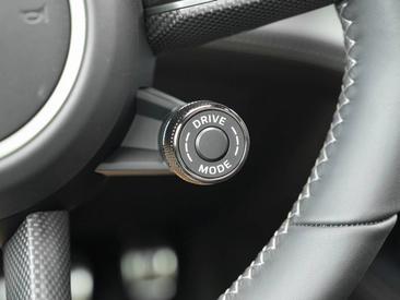 Porsche Cayenne E4 Turbo Electric — photo 28