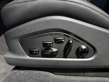 Porsche Cayenne E4 Turbo Electric — photo 21