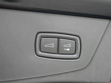 Porsche Cayenne E4 Turbo Electric — photo 31