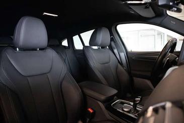 BMW X4 M Sport — photo 10