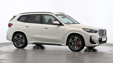 BMW IX1 XDrive30 — photo 6