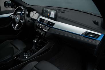 BMW X2 XDrive25e — photo 13
