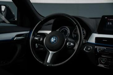 BMW X2 XDrive25e — photo 24