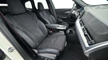 BMW IX1 XDrive30 — photo 29
