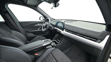 BMW IX1 XDrive30 — photo 30