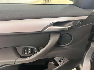 BMW X2 18i — photo 17