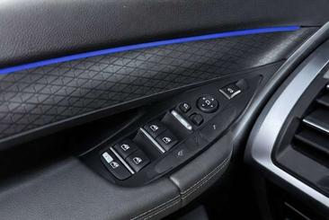 BMW X4 Coupé SUV XDrive20i — photo 2