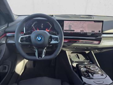 BMW Série 5 550e XDrive — photo 14
