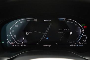 BMW X3 M Sport XDrive30e — photo 15