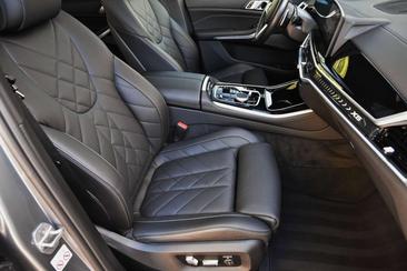 BMW X5 M Pack 50e — photo 14
