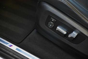 BMW X5 M Pack 50e — photo 23