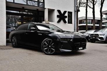 BMW Série 7 M Performance 760 XDrive — photo 18