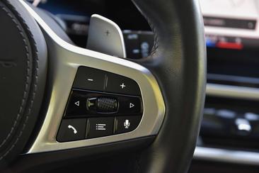 BMW X5 M Pack 50e — photo 29