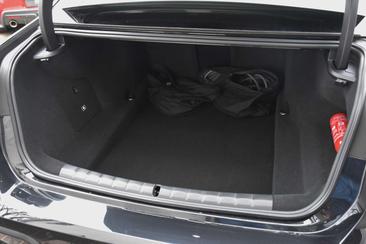 BMW Série 7 M Performance 760 XDrive — photo 24