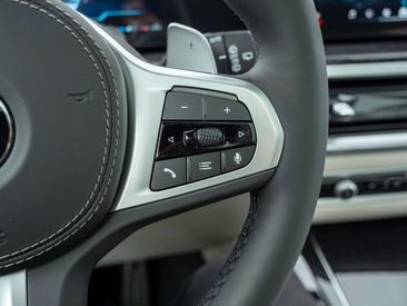 BMW X7 M Sport 40d — photo 16
