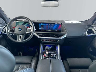 BMW XM 50e — photo 12