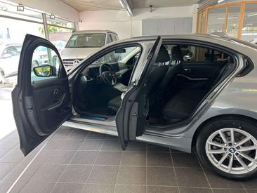 BMW Série 3 320d XDrive — photo 5