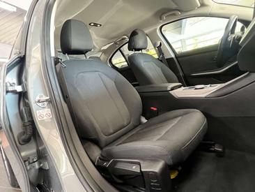BMW Série 3 320d XDrive — photo 16