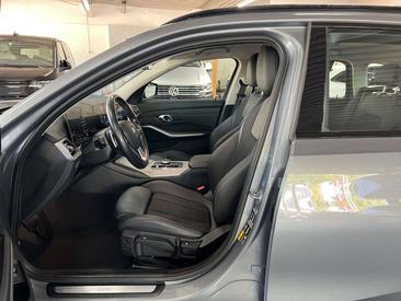 BMW Série 3 Touring 330e — photo 24