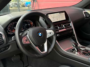 BMW Série 8 Berline 840i — photo 12