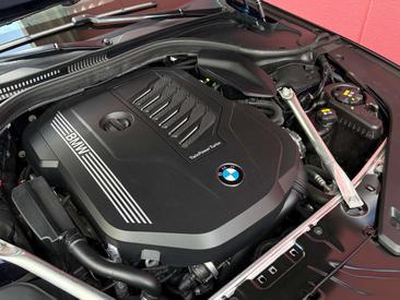 BMW Série 8 Berline 840i — photo 24