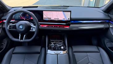 BMW Série 5 550e XDrive — photo 24