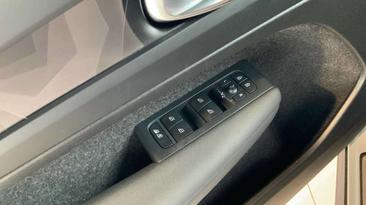 Volvo C40 Recharge PLUS — photo 23