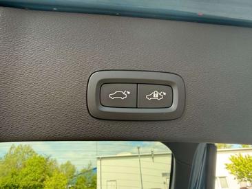 Volvo C40 Recharge PLUS — photo 14