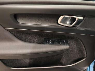 Volvo C40 Recharge Ultimate — photo 12