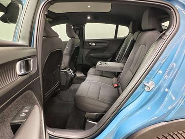 Volvo C40 Recharge Ultimate — photo 14