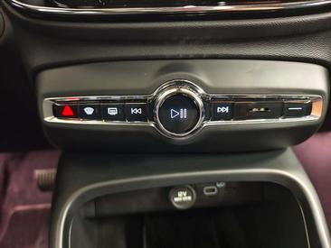 Volvo C40 Recharge Ultimate — photo 21