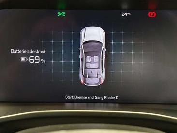 Volvo C40 Recharge Ultimate — photo 24