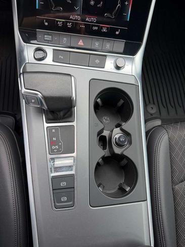 Audi A6 Allroad — photo 23