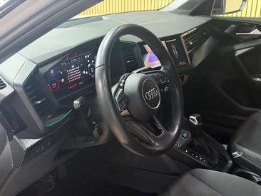 Audi A1 Break Surélevé 35 TFSI — photo 9