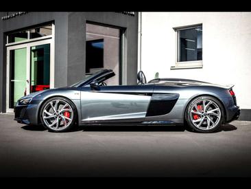 Audi R8 Performance Spyder — photo 2