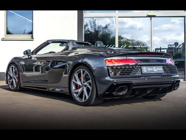 Audi R8 Performance Spyder — photo 3