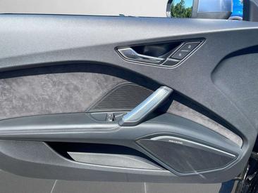 Audi TTRS 2.5 TFSI — photo 13
