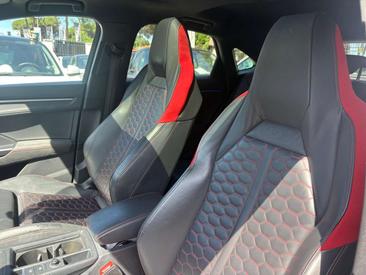 Audi RSQ3 Sportback — photo 8