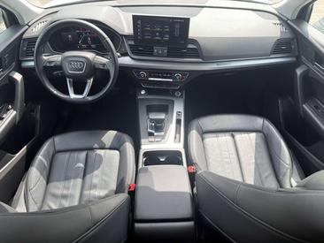 Audi Q5 Sportback 40 TDI — photo 13